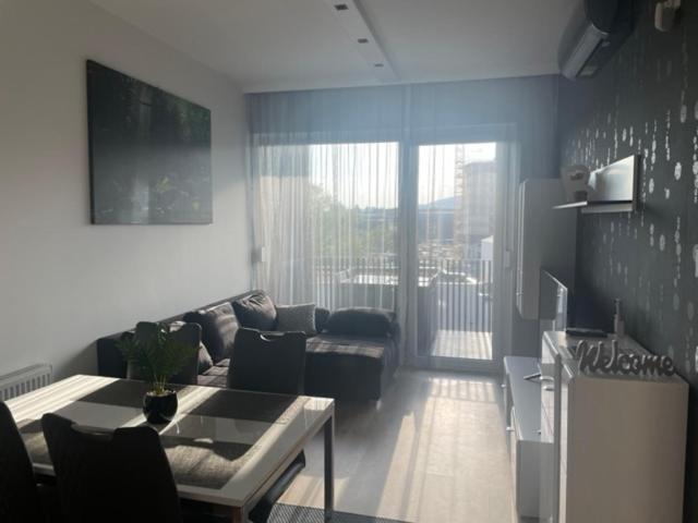Bay Shore Flat Boedapest